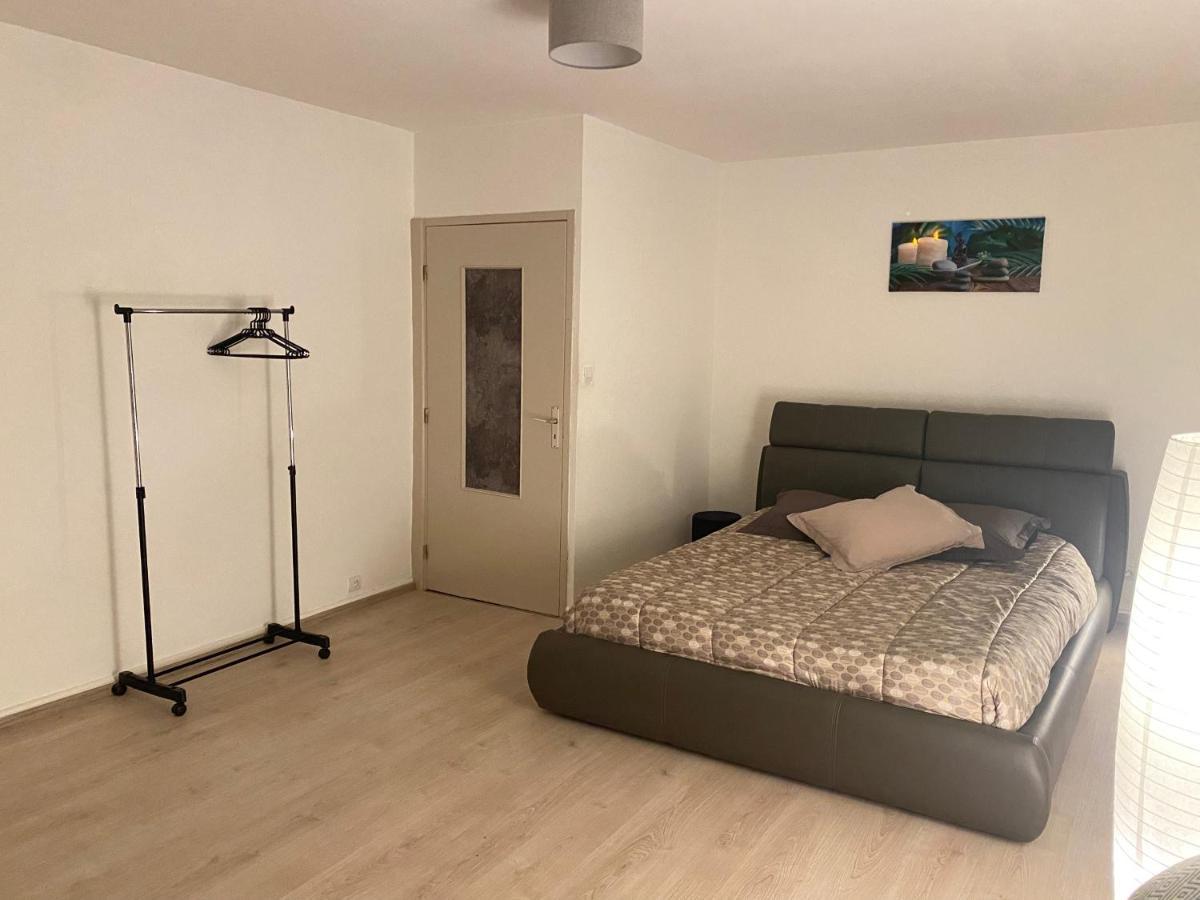Appartement « Chez Falco » Vue Sur Le Chateau 쉬르멕 외부 사진